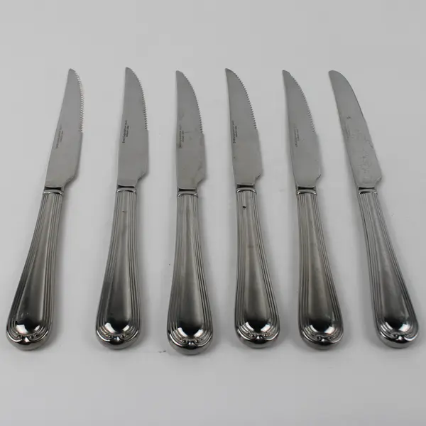 Lot of 6 Reed & Barton Woodbury Pattern 5 Steak Knives 1 Dinner Knife Stainless