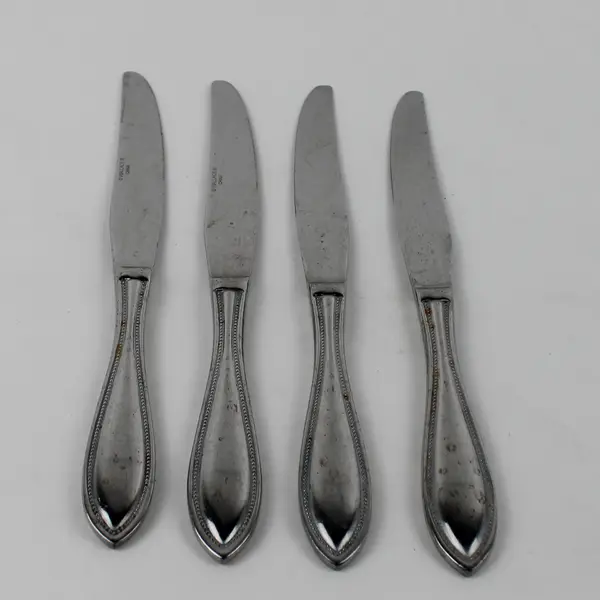Lot of 4 Wallace Silver American Tradition Pattern Solid Dinner Knives 9"