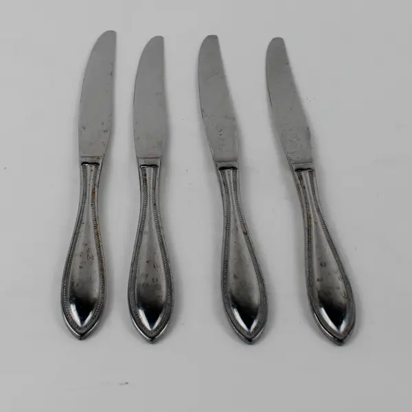 Lot of 4 Wallace Silver American Tradition Pattern Solid Dinner Knives 9"