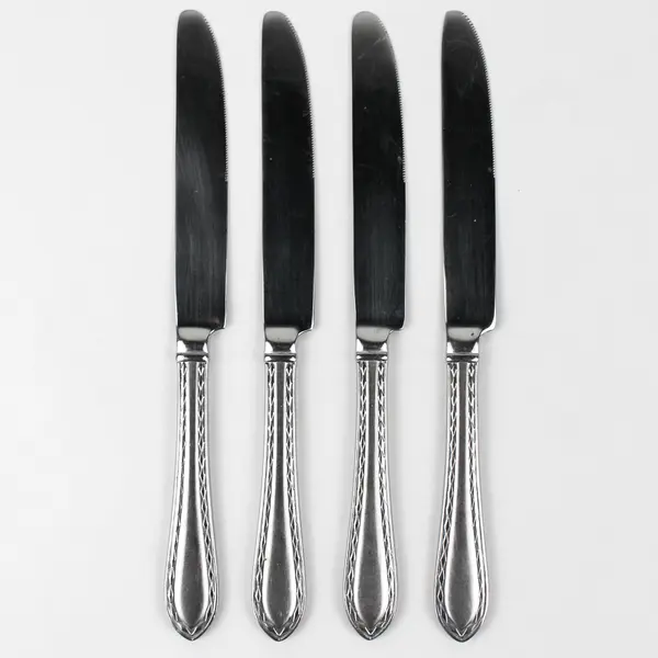 Lot of 4 Towle Silver 18/8 SS Diamond Antique Pattern Dinner Knives 9.5" Good