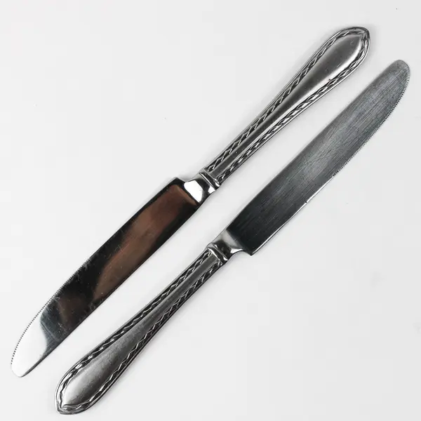 Lot of 4 Towle Silver 18/8 SS Diamond Antique Pattern Dinner Knives 9.5" Good