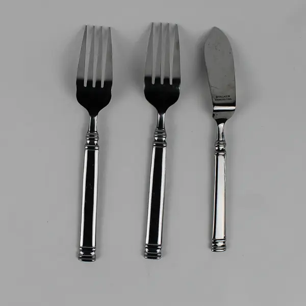 Lot Of 3 Wallace Silver WAS205 (Stainless) Flatware 2 Salad Forks & Butter Knife