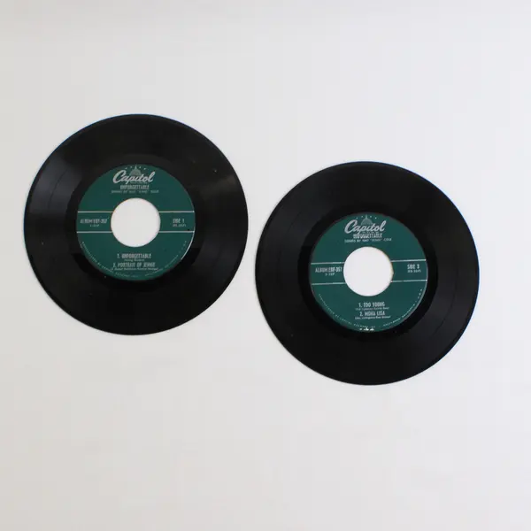 Nat 'King' Cole Unforgettable 1952 45rpm Record Set