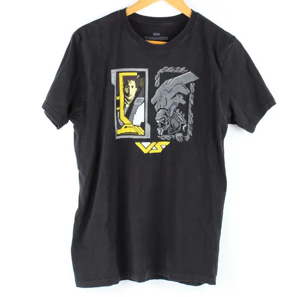 ThinkGeek Alien vs Predator Black Cotton Graphic T-Shirt Men's Size Medium
