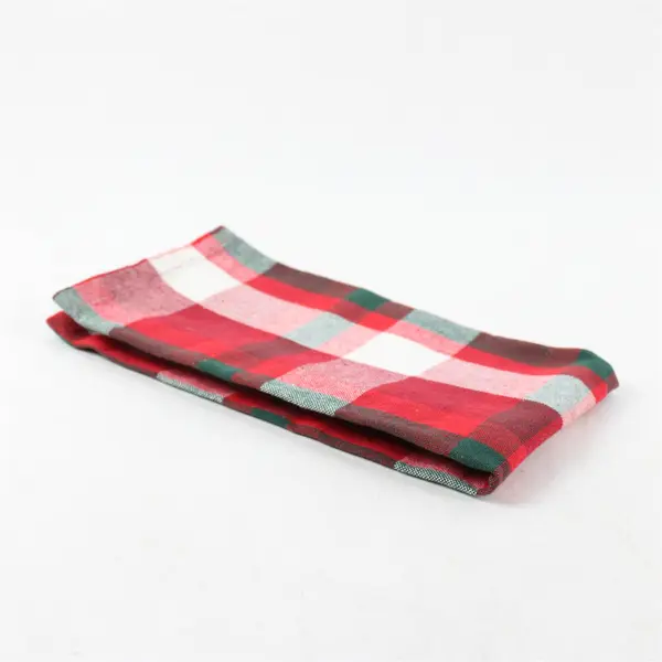 Set of 4 Now Designs Red Green White Plaid Cotton Blend Cloth Napkins Christmas