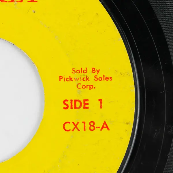 HAPPY CRICKETS 45 rpm record THE CHIPMUNK SONG