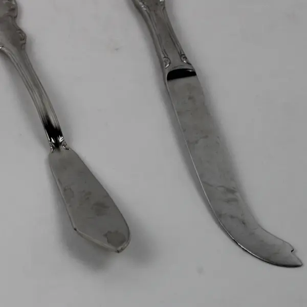 Lot of 2 RSVP Bradberry Cheese and Butter Knife Glossy Stainless Flatware