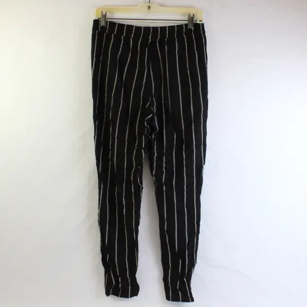H&M Black and White Striped Tapered Leg Pull-On Pants Women's Size 6