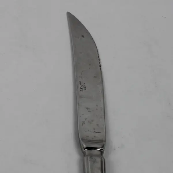 Lot of 4 RSVP  Dinner Knives Glossy  Flatware 9.5"