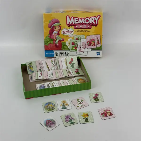 Strawberry Shortcake Memory Matching Game 2009 Hasbro 