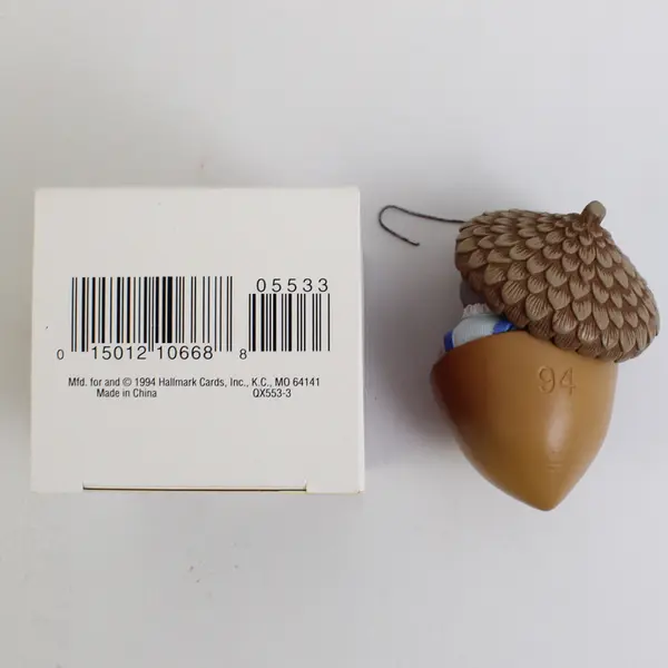 1994 Hallmark Sister To Sister Squirrels in Acorn Keepsake Ornament