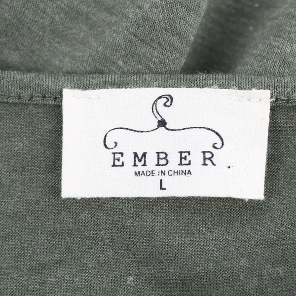Ember Women's L Forest Green Short Sleeve Blouse with Button Detailing