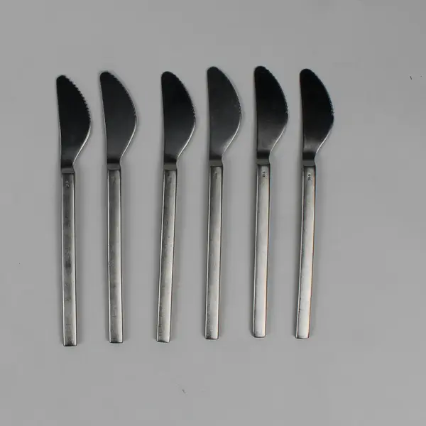 Lot Of 6 WAKO Japan Airlines (JAL) flatware Dinner Knives 7" Long