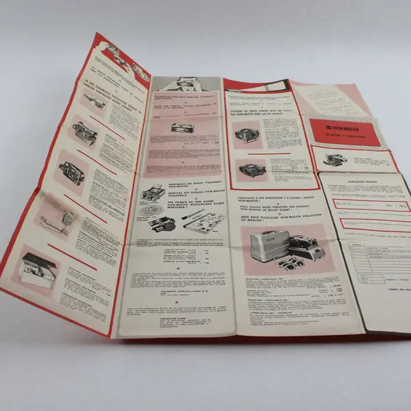 Vintage View Master Bilingual Italian French German Catalog Brochure