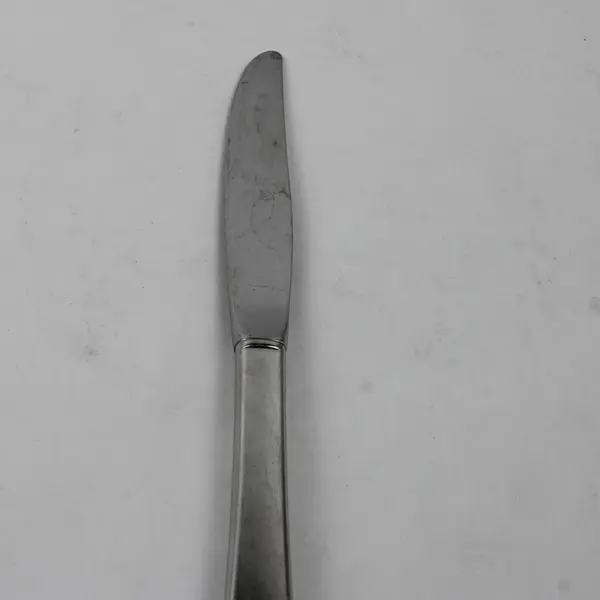 Lot Of 5 Oneida Canada/Distinction (Stainless) Flatware Dinner Knives 9" Long