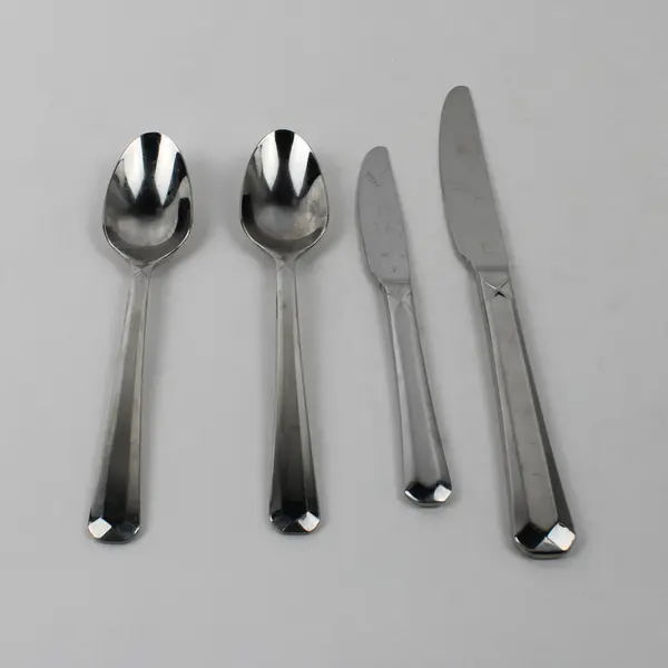Lot Of 4 Oneida Silver Chroma (Stainless) Flatware 2 Knives 2 Soup Spoons