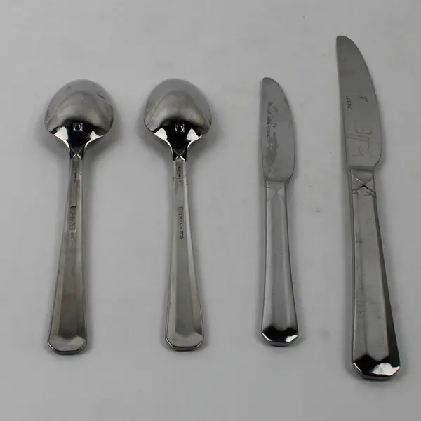 Lot Of 4 Oneida Silver Chroma (Stainless) Flatware 2 Knives 2 Soup Spoons