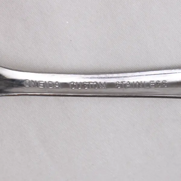 Lot Of 6 Oneida Silver Plantation (Stainless) Flatware Soup Spoons 2 Salad Forks