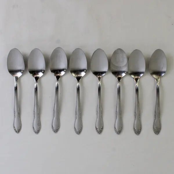 Lot Of 8 Oneida Silver Plantation (Stainless) Flatware Teaspoons 6.25" Long