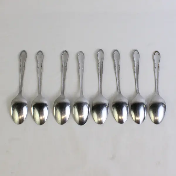 Lot Of 8 Oneida Silver Plantation (Stainless) Flatware Teaspoons 6.25" Long