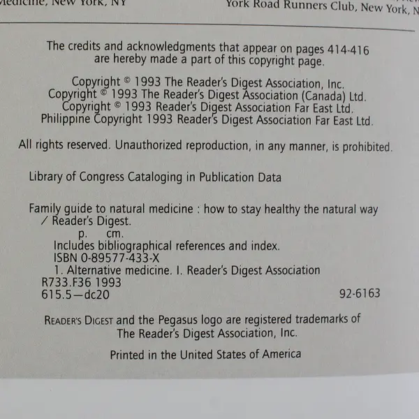 Reader's Digest Family Guide to Natural Medicine 1993 Hardcover Good