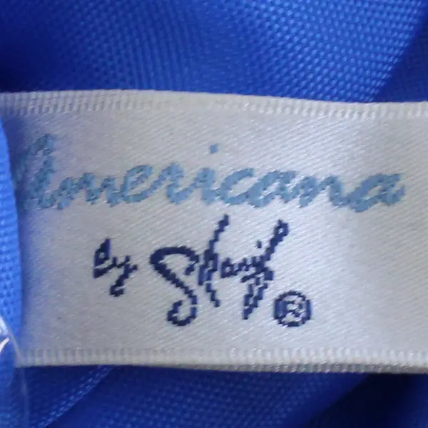 Americana by Sharif  Floral Quilted Blue Tote Cosmetic Toiletry Bag