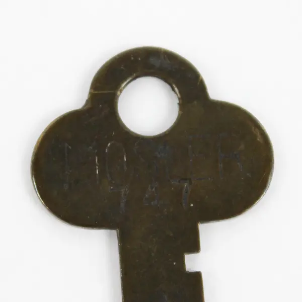 Vintage Mosler 747 N15652 Flat Safe Deposit Box Key Brass