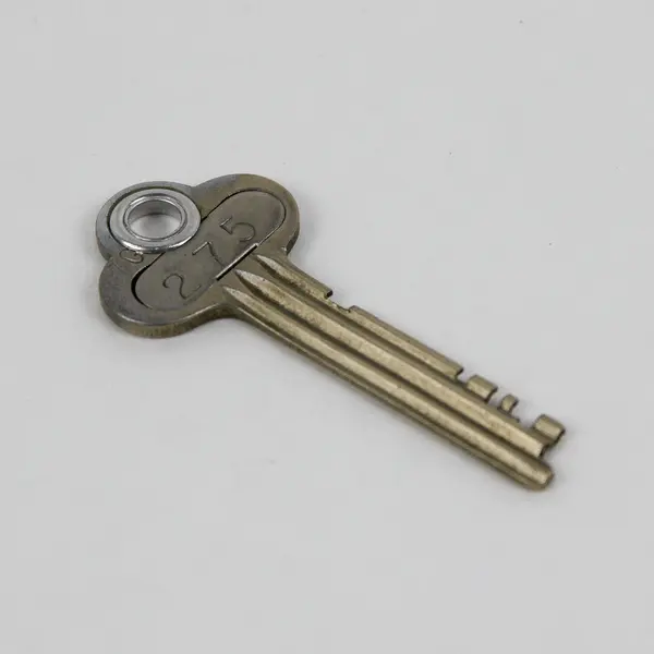 Vintage Yale Safe Deposit Box Guard Key Stamped 275