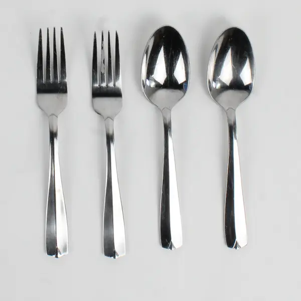 Lot Of 4 Oneida Silver Pluma (Stainless) Flatware 2 Soup Spoons & 2 Dinner Forks