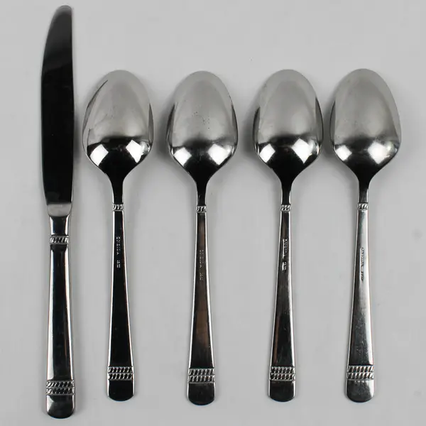 Lot Of 5 Oneida Silver Pompei (Stainless) Flatware 4 Soup Spoons & Dinner Knife
