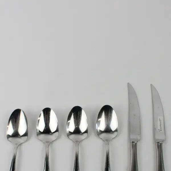 Lot Of 6 Oneida Silver Paramount (Stainless) Flatware Soup Spoons & Steak Knives