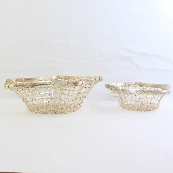 Lot of 2 Star-Shaped Metal Baskets in India Gold Tone