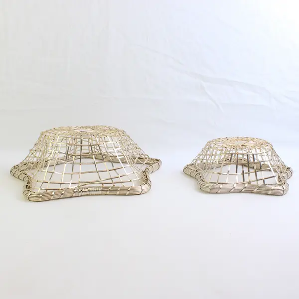 Lot of 2 Star-Shaped Metal Baskets in India Gold Tone