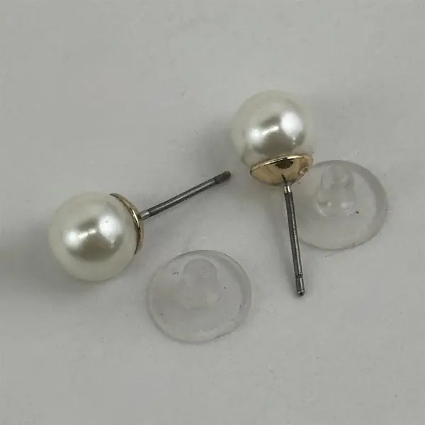 8 mm White Pearl Stud Earrings 