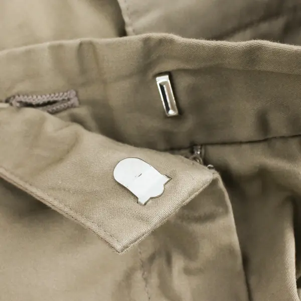 Amanda + Chelsea Beige Cropped Pants Women's Size 8