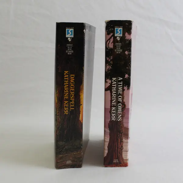 Lot of 2 Katharine Kerr Novels A Time of Omens & Daggerspell 1993 Paperback Good