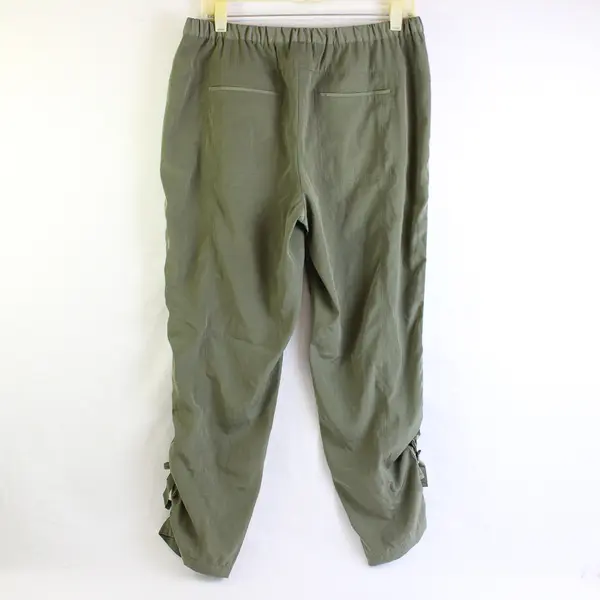 Chicos Women's 0.5 (32) Green Shine Pull On Casual Drawstring Ankle Pants