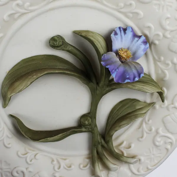 Bradford Exchange Essence of Spring Springtime Sparkle Decorative Plate 6.5"