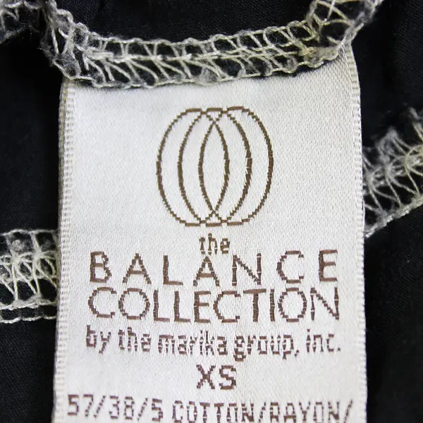 The Balance Collection Women's XS Black with White Trim Capri Pants