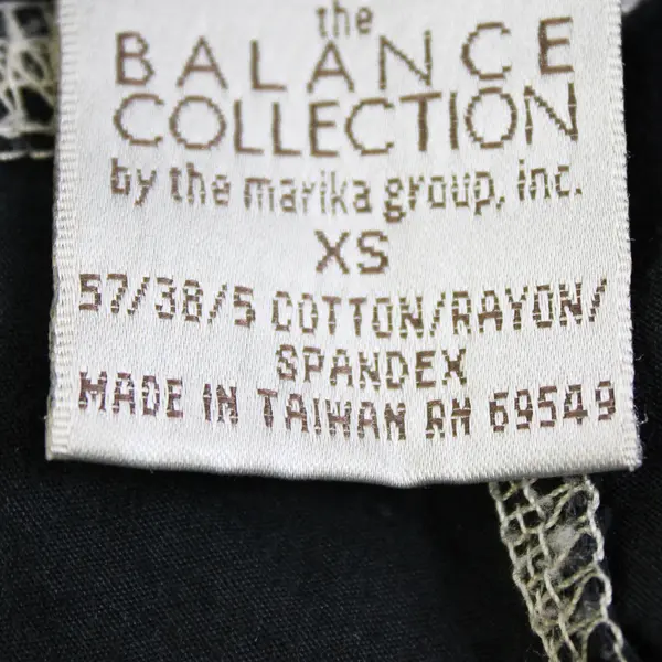 The Balance Collection Women's XS Black with White Trim Capri Pants