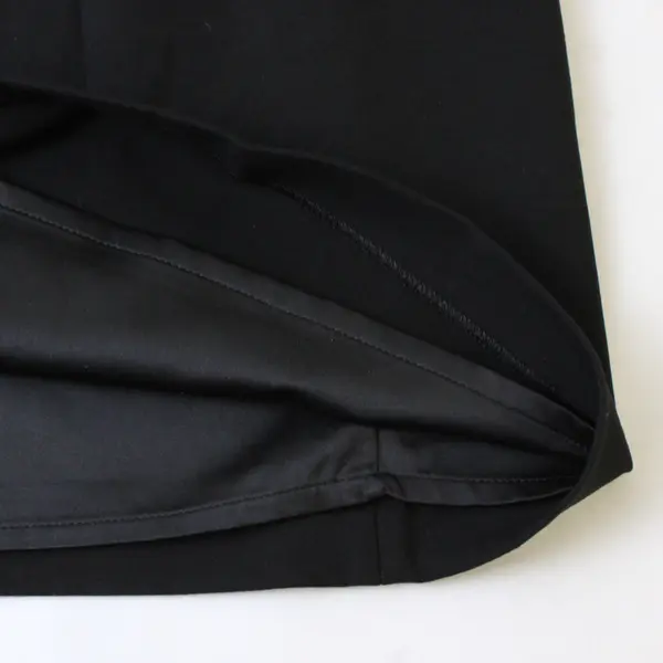 Lafayette 148 NY Women's 8 Black Pleated Pencil Skirt with Slit in Back