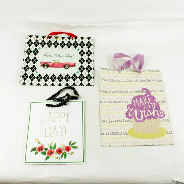 Lot of 6 Gift Bags & Birthday Gift Wrap Assorted Sizes Holiday
