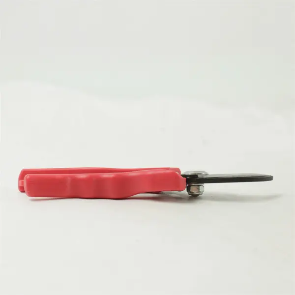 Ergonomic Bypass Hand Pruner 2.5 in High Carbon Steel Blade Nylon Handle 8.5 in