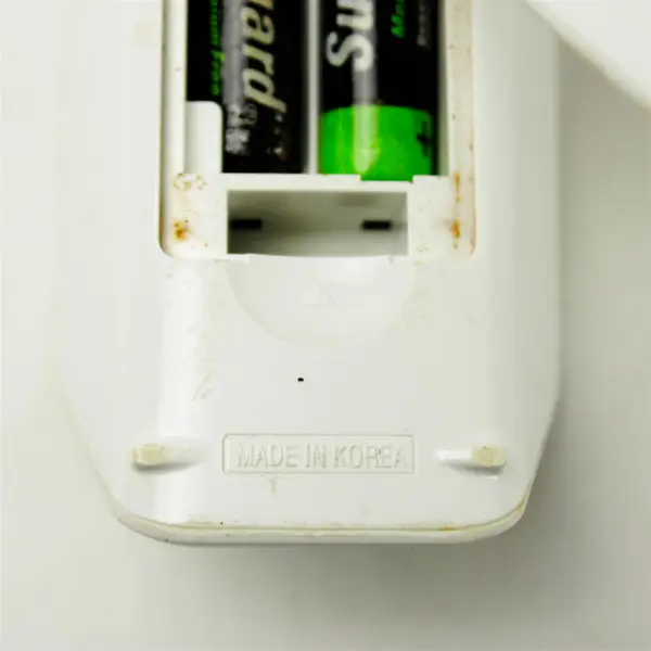 Genuine Samsung White TV Remote Control with Battery Cover - Untested