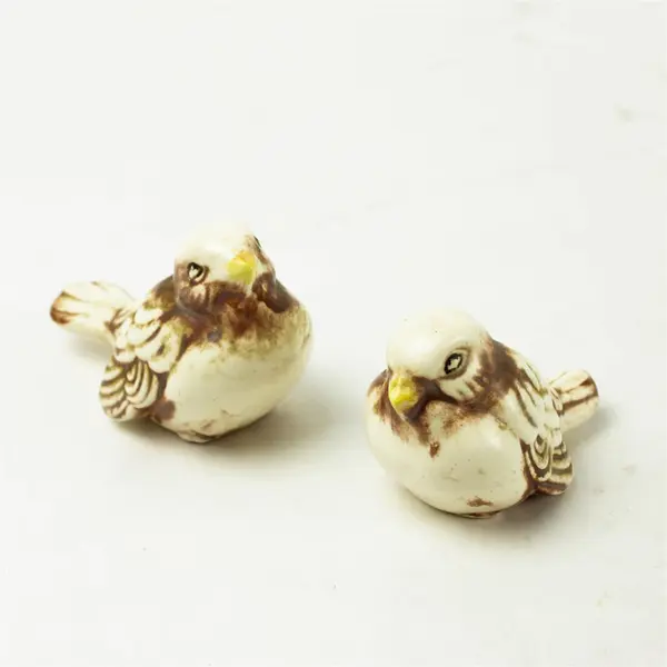 Set of 2 Ceramic Bird Figurines White & Brown Decorative Shelf Decor