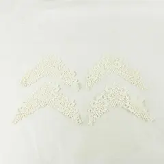 Set of 4 White Lace Appliques Sewing Embellishments 4in