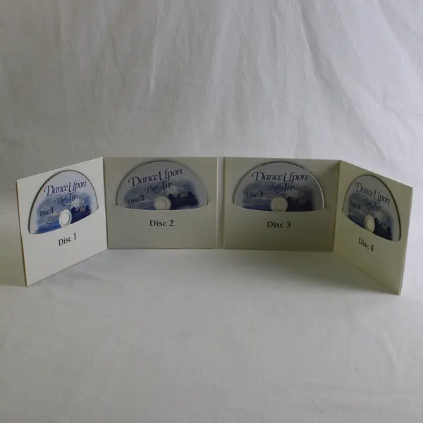 Dance Upon The Air By Nora Roberts Read By Sandra Burr (Audiobook, CDs, 4 Disc)