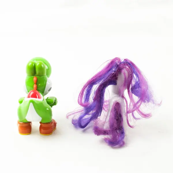 Lot of 2 My Little Pony & Yoshi Small Figurines