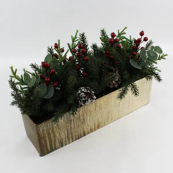 18" Christmas Centerpiece Arrangement Artificial Berries Pine Cones Greenery 