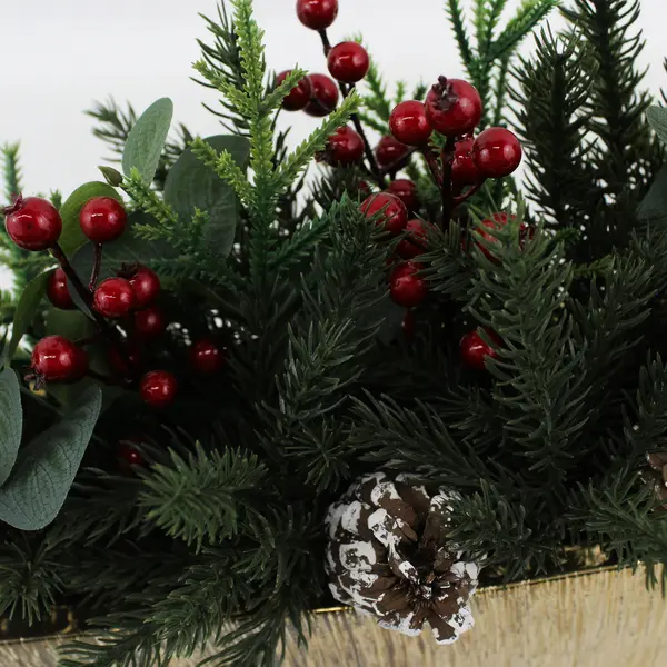 18" Christmas Centerpiece Arrangement Artificial Berries Pine Cones Greenery 